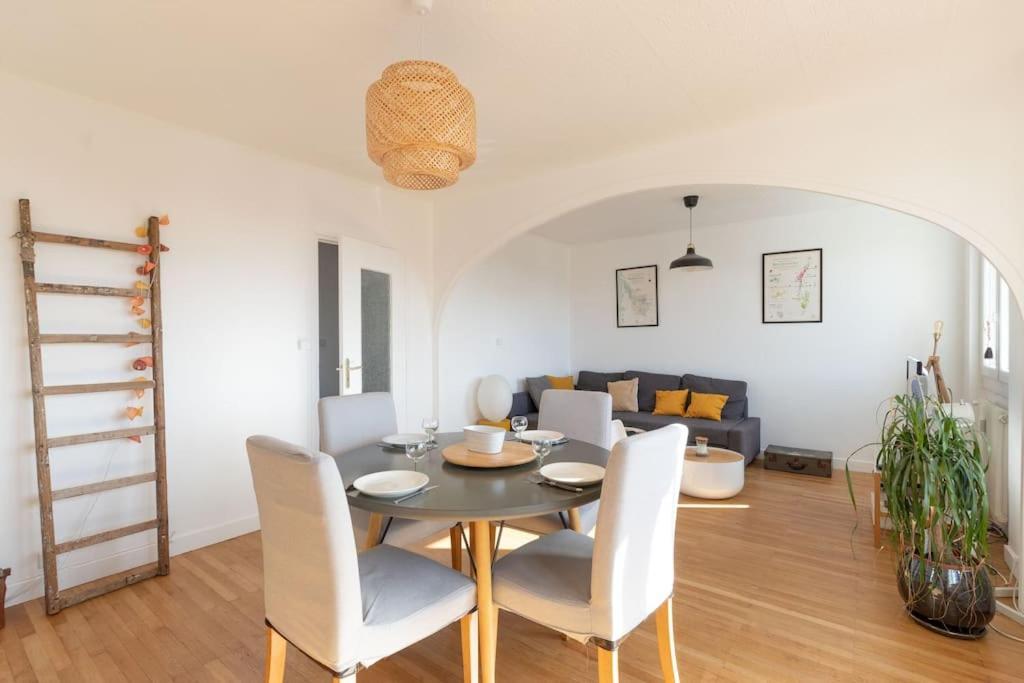 Cabana & Grand Appartement Cosy - Parking & Balcon วิลฟร็องช์-ซูร์-โซน ภายนอก รูปภาพ